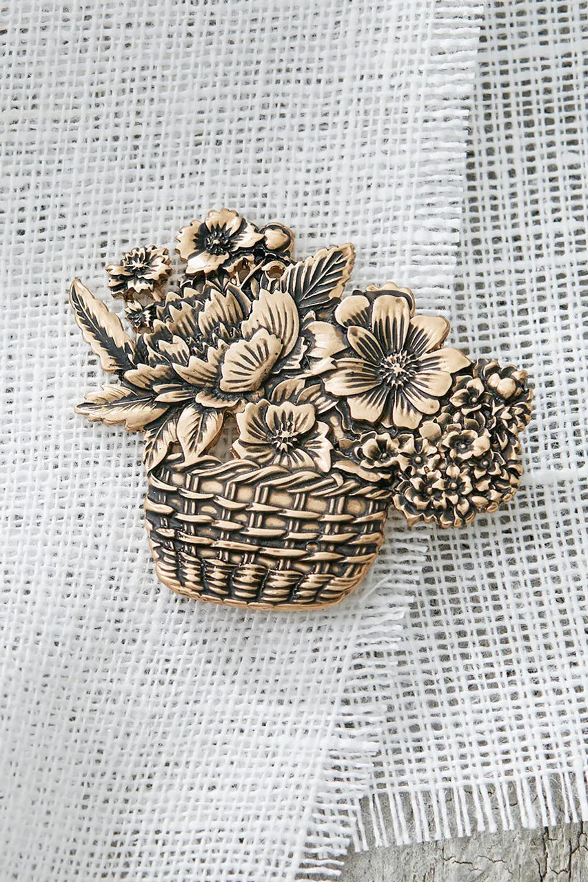 Flower Bouquet Pin